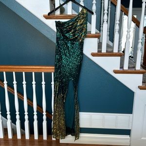 beautiful prom dress, one shoulder, not worn